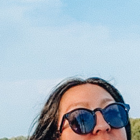 🕶️ AMBASSADOR SUNGLASSES BUNDLE 🕶️ - Picture 5 of 5